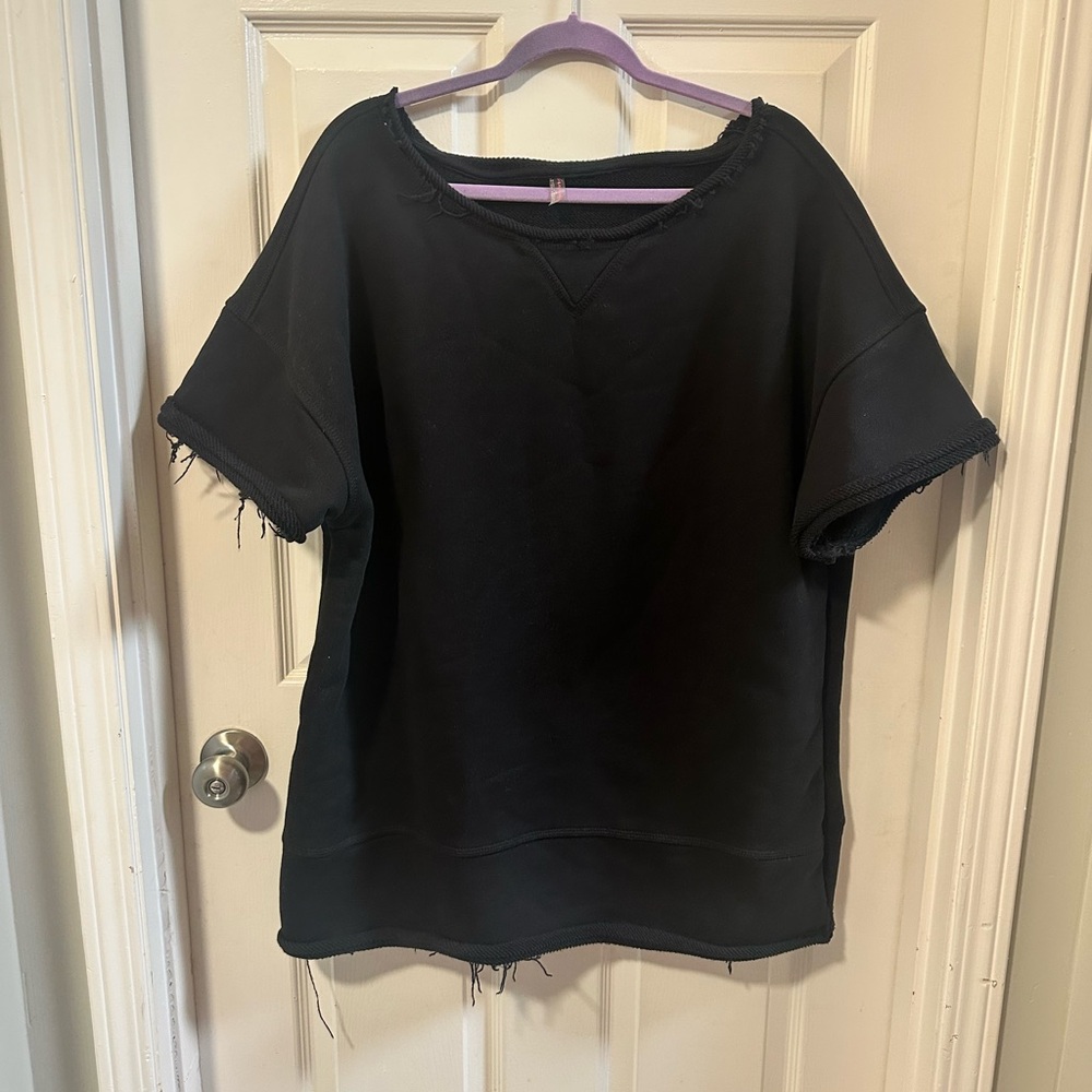 Free People Movement Black Short-Sleeve Raw-Edge Pullover Sweatshirt